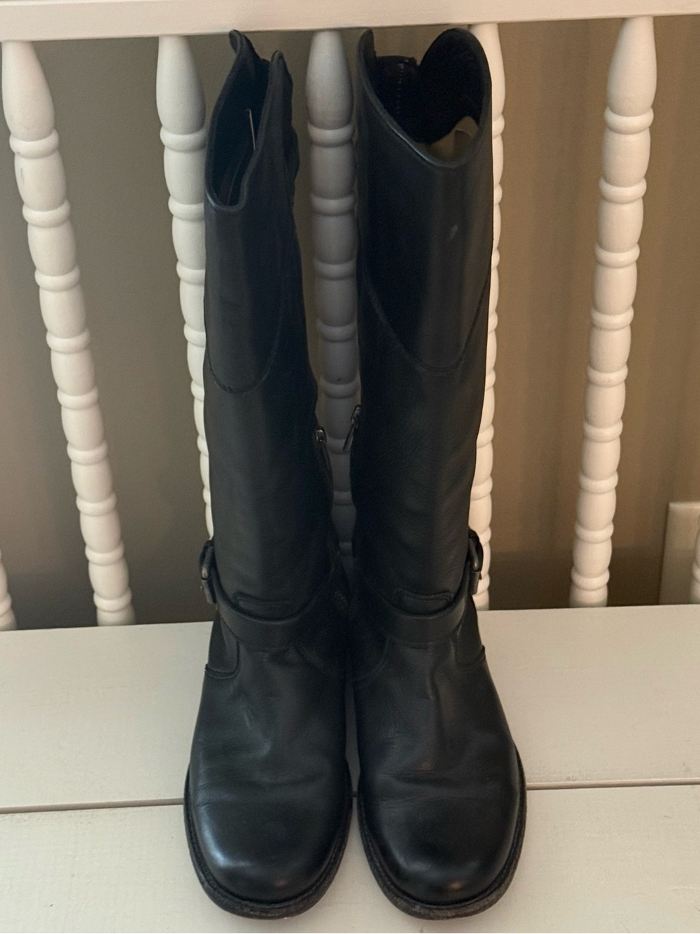 FRYE